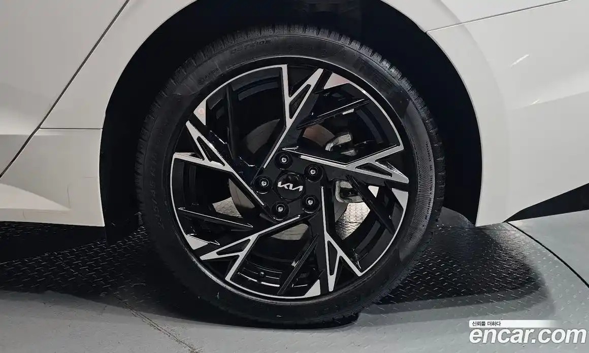 Kia K5 (Optima) 2025 1.6 автомат (гидро), фото 6