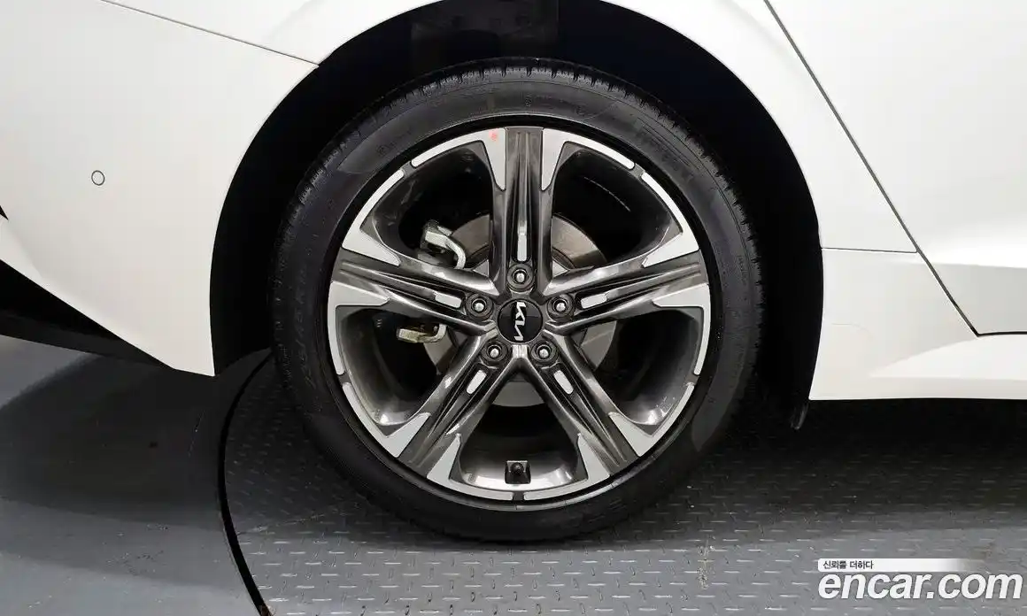 Kia K5 (Optima) 2023 2.0 автомат (гидро), фото 5