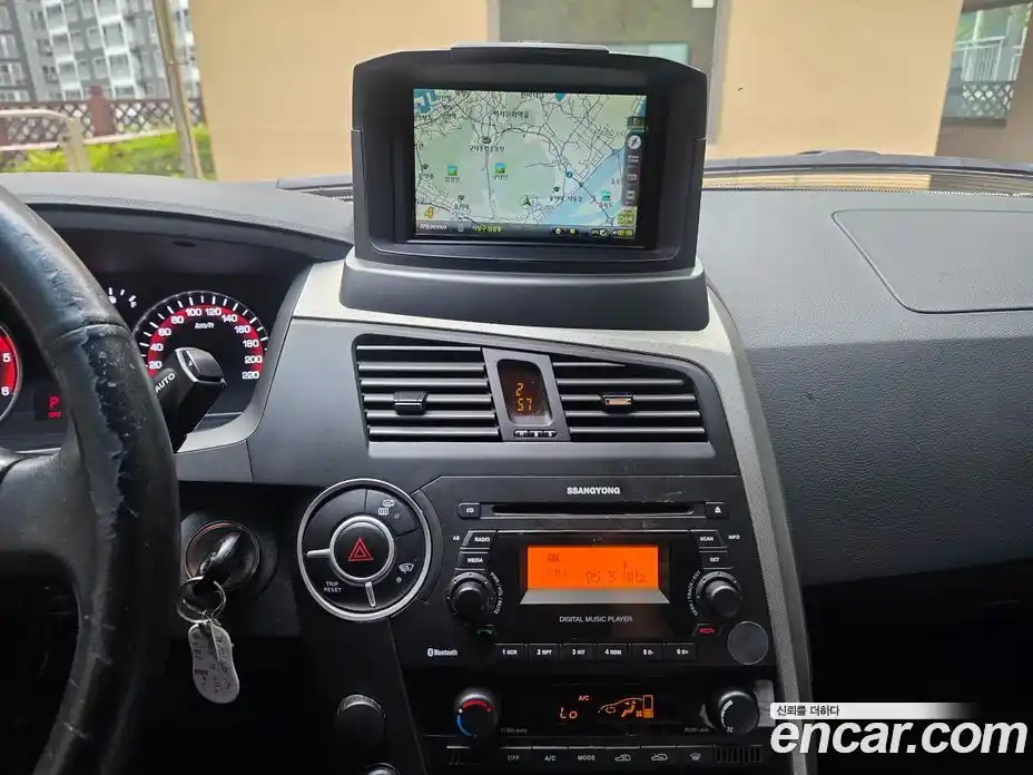SsangYong Korando 2013 2.0 автомат (гидро), фото 14