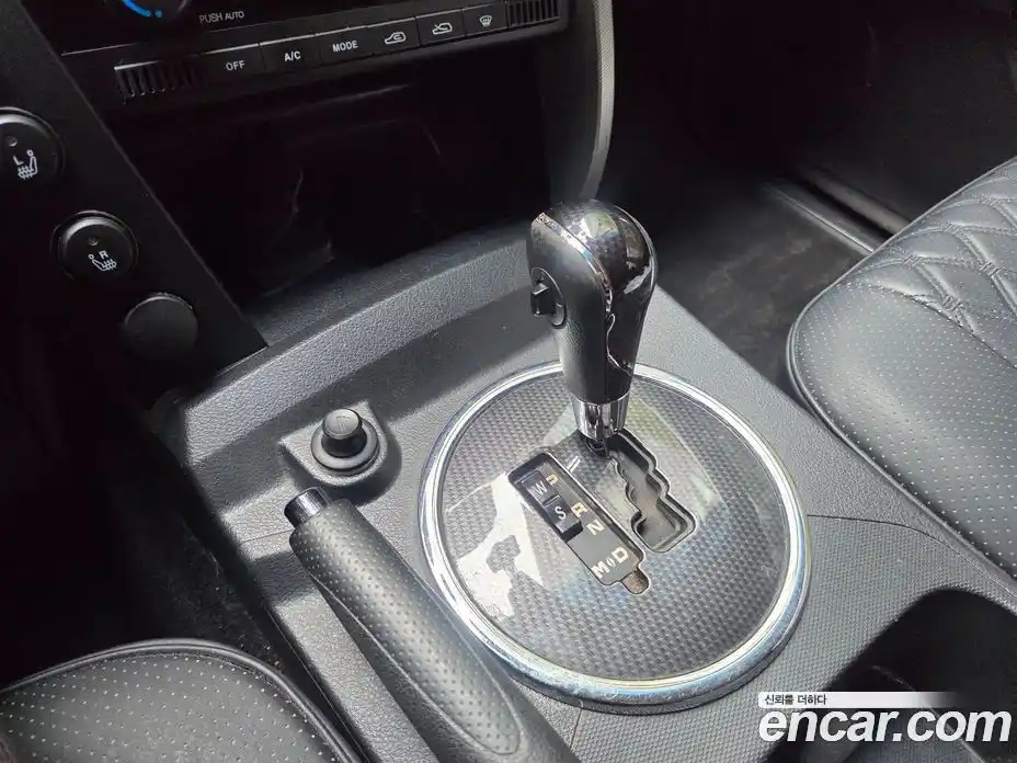 SsangYong Korando 2013 2.0 автомат (гидро), фото 15