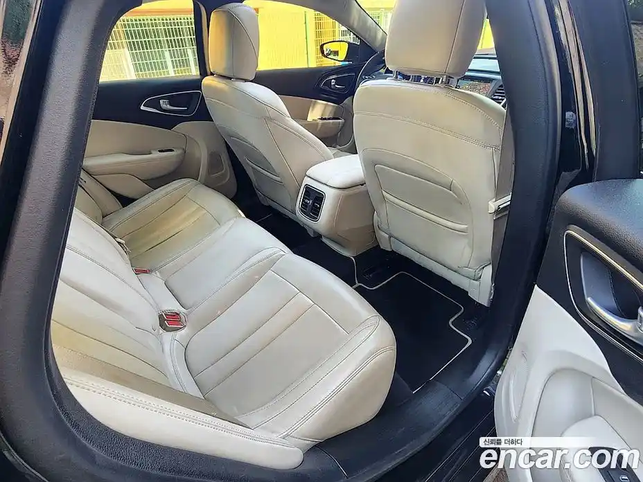 Chrysler 200 2015 2.4 гидро, фото 13