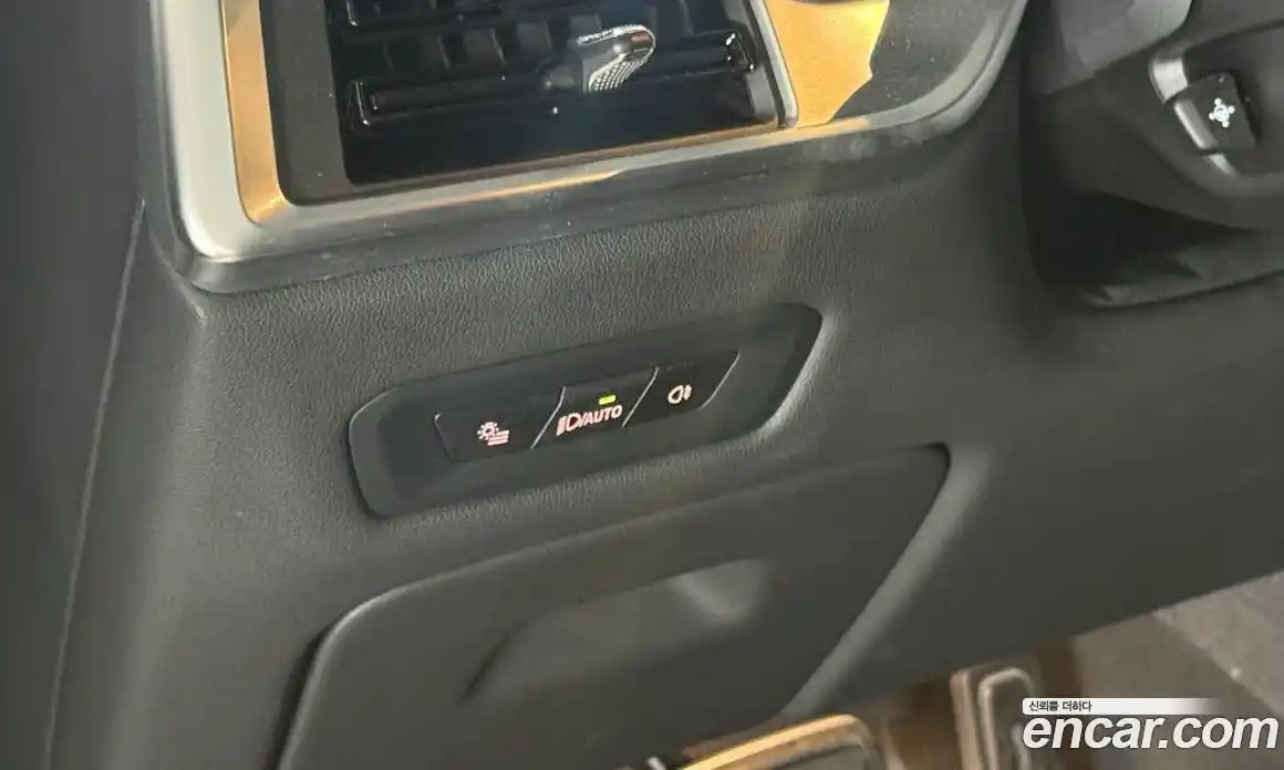 BMW X6 2024 3.0 автомат (гидро), фото 12