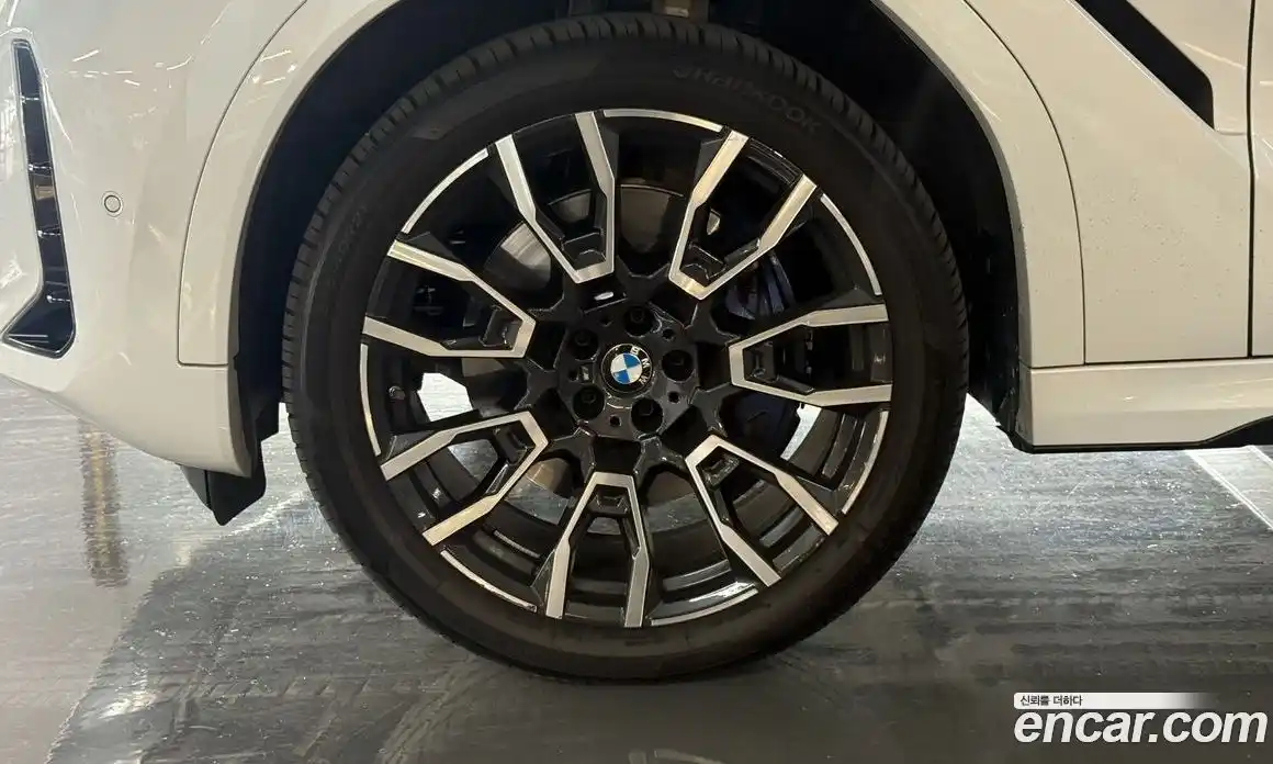 BMW X6 2024 3.0 автомат (гидро), фото 5