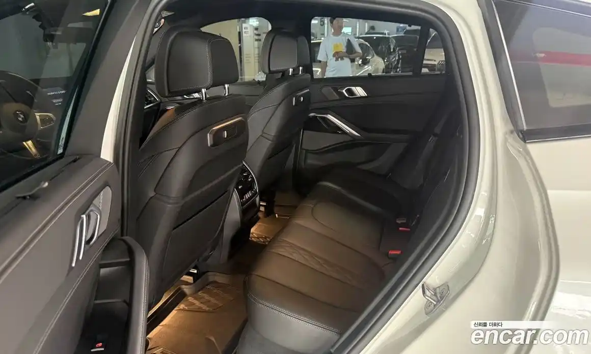 BMW X6 2024 3.0 автомат (гидро), фото 10