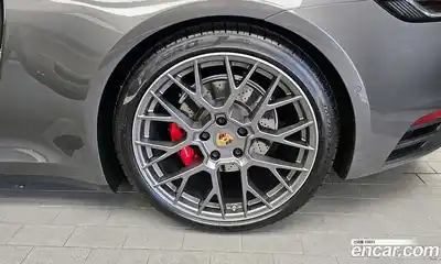 Porsche 911 2022 3.0 автомат (гидро), миниатюра 7