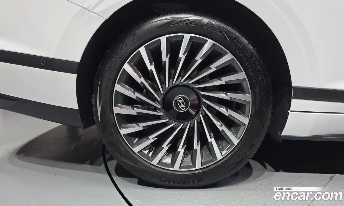 Hyundai Grandeur 2024 2.5 автомат (гидро), фото 5
