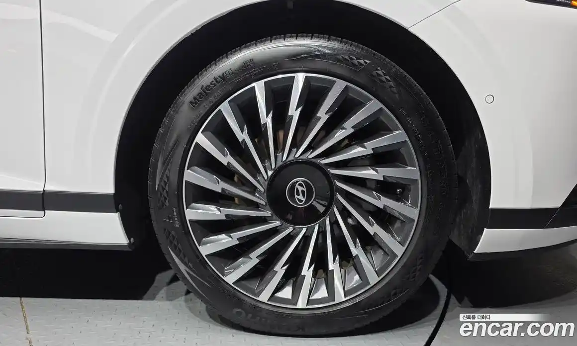 Hyundai Grandeur 2024 2.5 автомат (гидро), фото 7