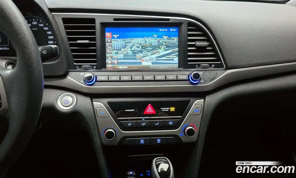 Hyundai Avante 2016 1.6 автомат (гидро), фото 20