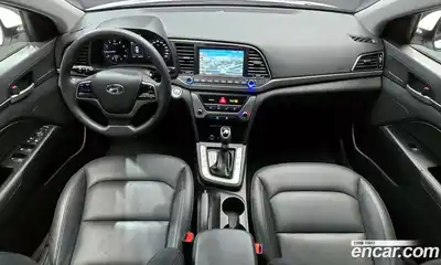 Hyundai Avante 2016 1.6 автомат (гидро), миниатюра 10