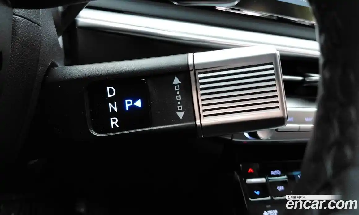 Hyundai Grandeur 2023 1.6 автомат (гидро), фото 12