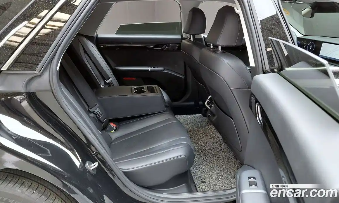 Hyundai Grandeur 2023 1.6 автомат (гидро), фото 19