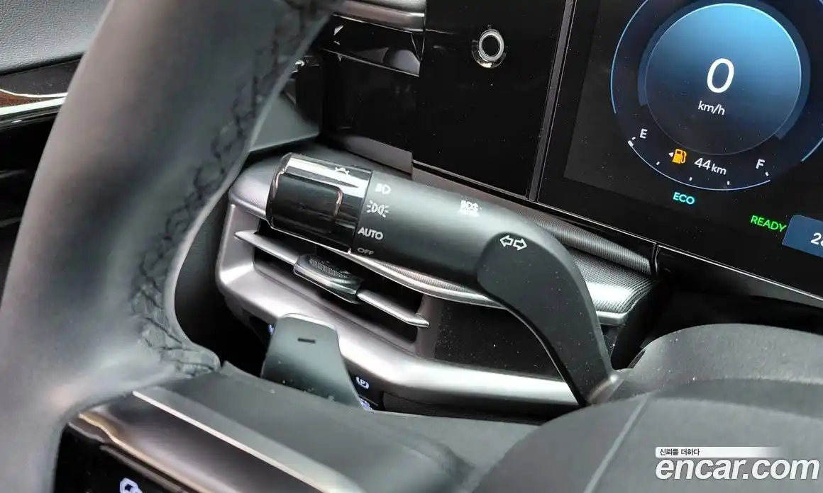 Hyundai Grandeur 2023 1.6 автомат (гидро), фото 32