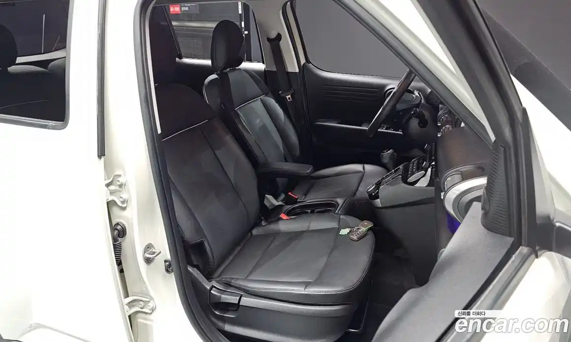 Hyundai Casper 2022 1.0 автомат (гидро), фото 16