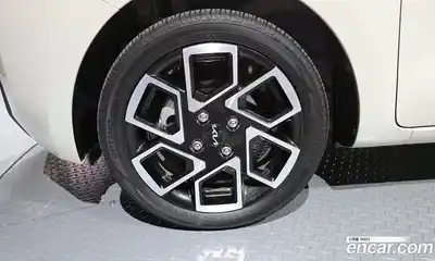 Kia Ray 2024 1.0 автомат (гидро), миниатюра 5