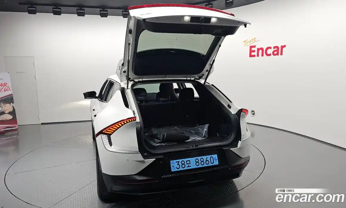 Kia EV6 2023 0.1 автомат (гидро), фото 26