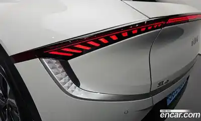 Kia EV6 2023 0.1 автомат (гидро), миниатюра 9