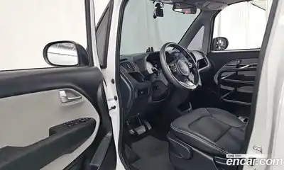 Kia Ray 2023 1.0 автомат (гидро), миниатюра 10