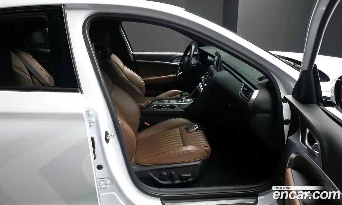 Genesis G70 2018 2.0 автомат (гидро), фото 11