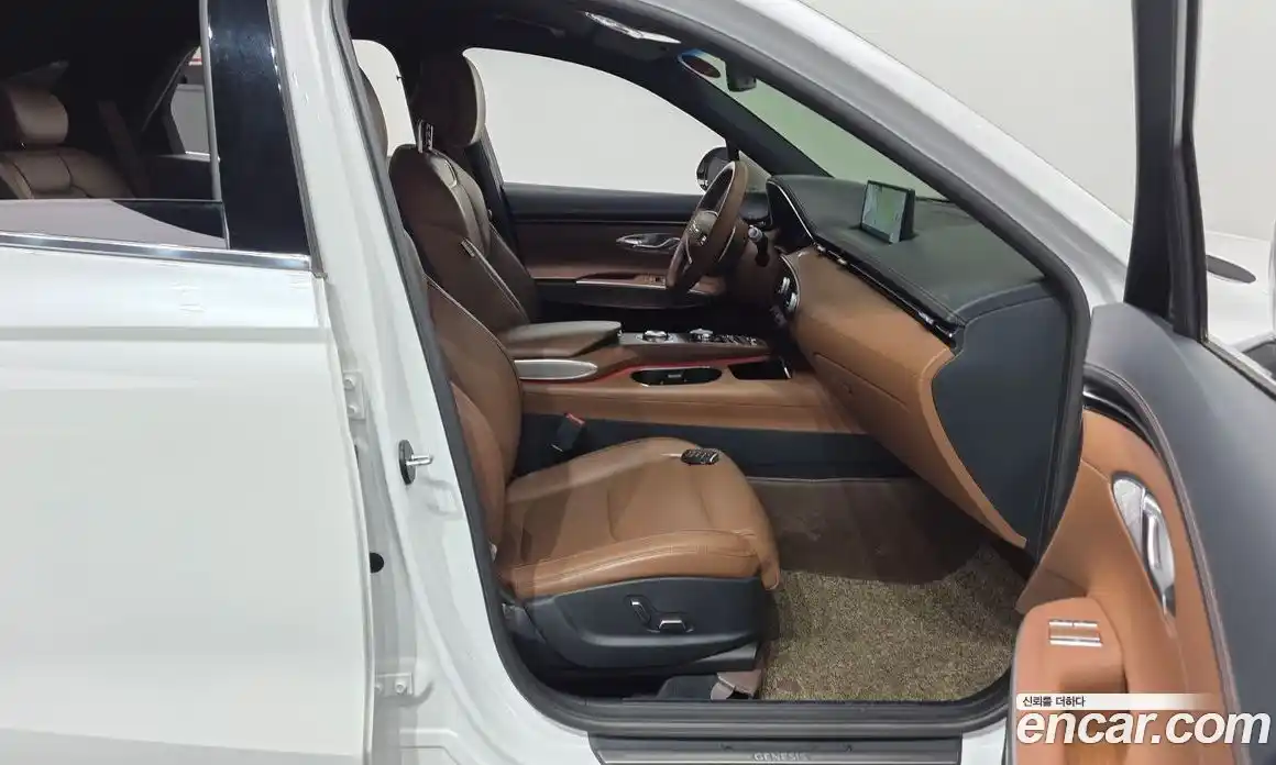 Genesis GV70 2021 2.5 автомат (гидро), фото 16