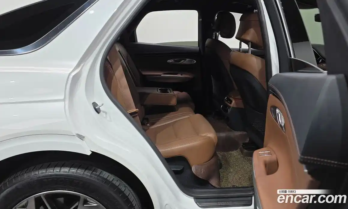 Genesis GV70 2021 2.5 автомат (гидро), фото 17