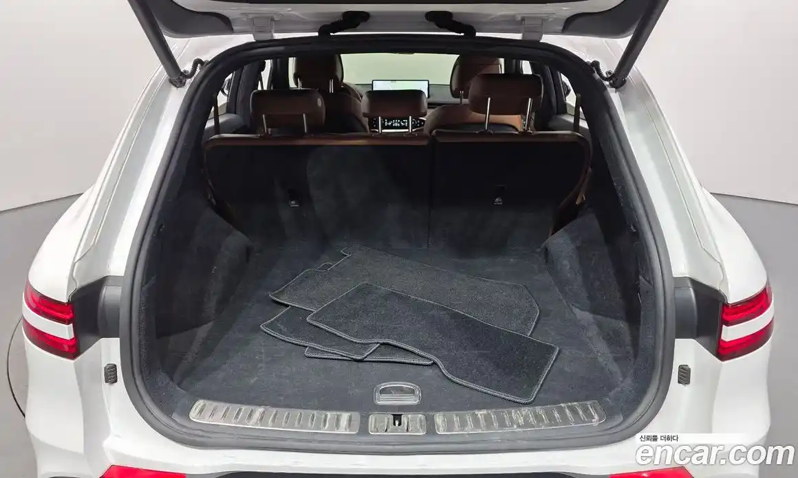 Genesis GV70 2021 2.5 автомат (гидро), фото 23