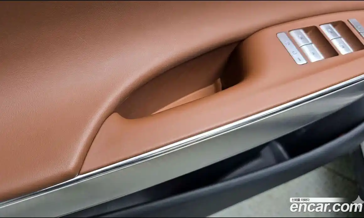 Genesis GV70 2021 2.5 автомат (гидро), фото 28