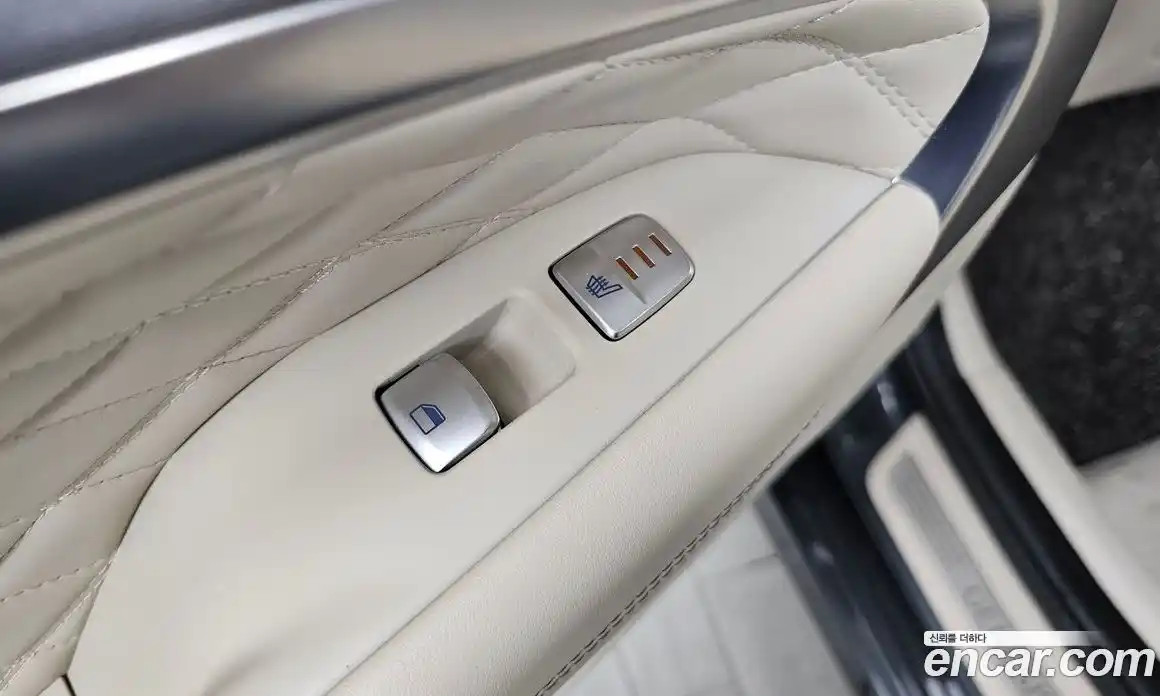 Genesis G70 2019 3.3 автомат (гидро), фото 19