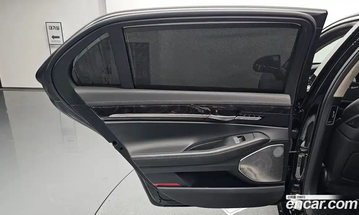 Genesis EQ900 2016 5.0 автомат (гидро), фото 14