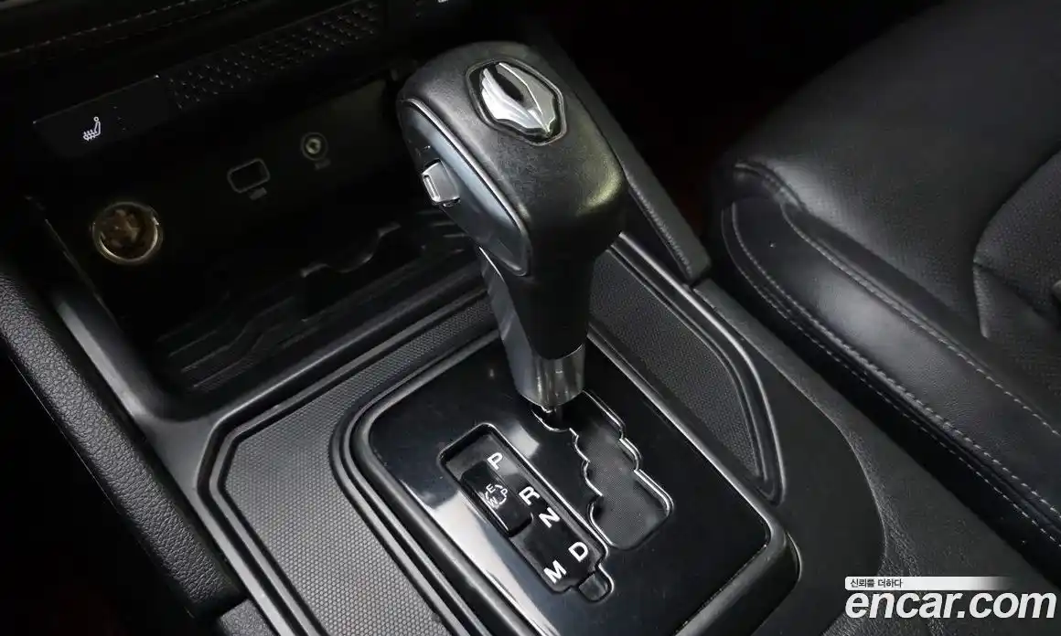 SsangYong Rexton 2019 2.2 автомат (гидро), фото 12