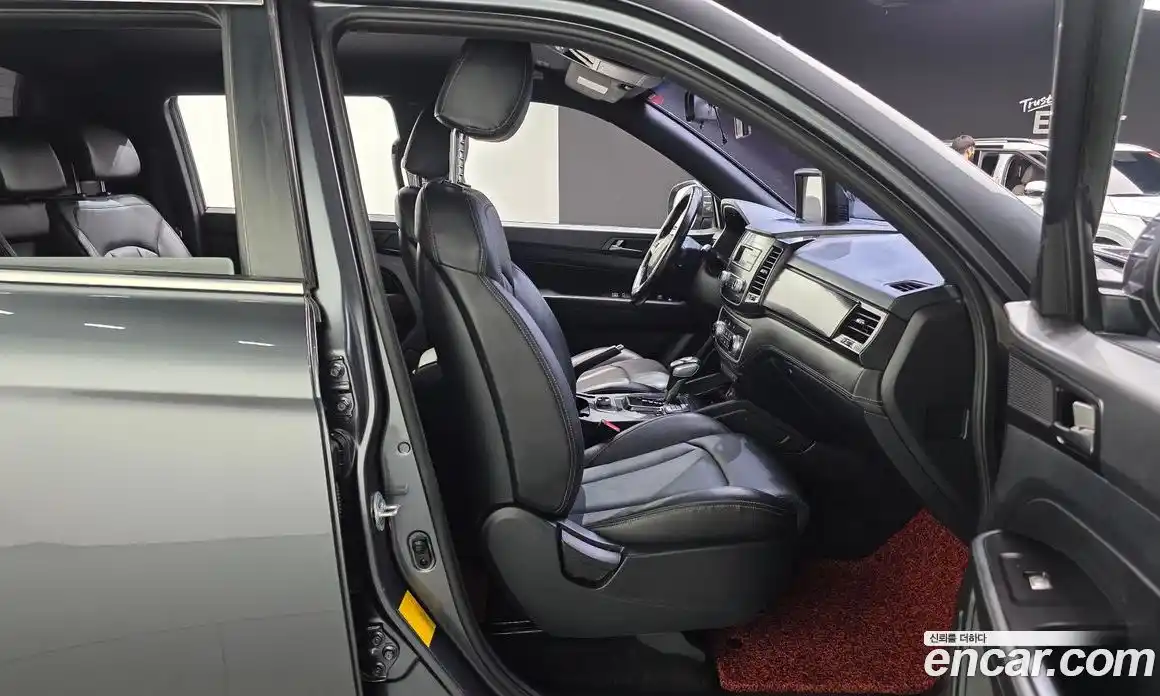 SsangYong Rexton 2019 2.2 автомат (гидро), фото 17