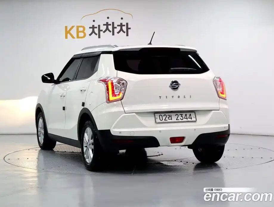 SsangYong TIBOLI 2017 1.6 автомат (гидро), фото 4