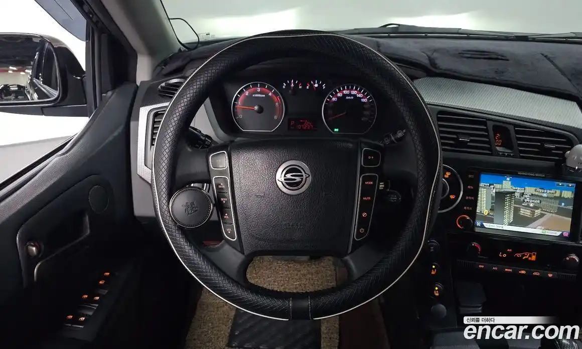 SsangYong Korando 2014 2.0 автомат (гидро), фото 12