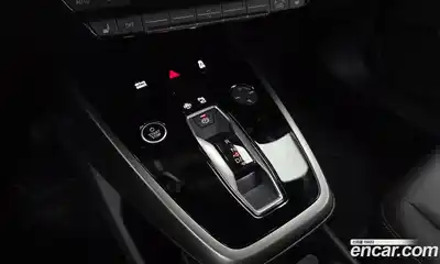 Audi Q4 e-tron 2025 0.2 автомат (гидро), миниатюра 9
