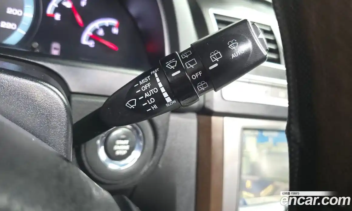 SsangYong Rexton 2013 2.0 автомат (гидро), фото 12