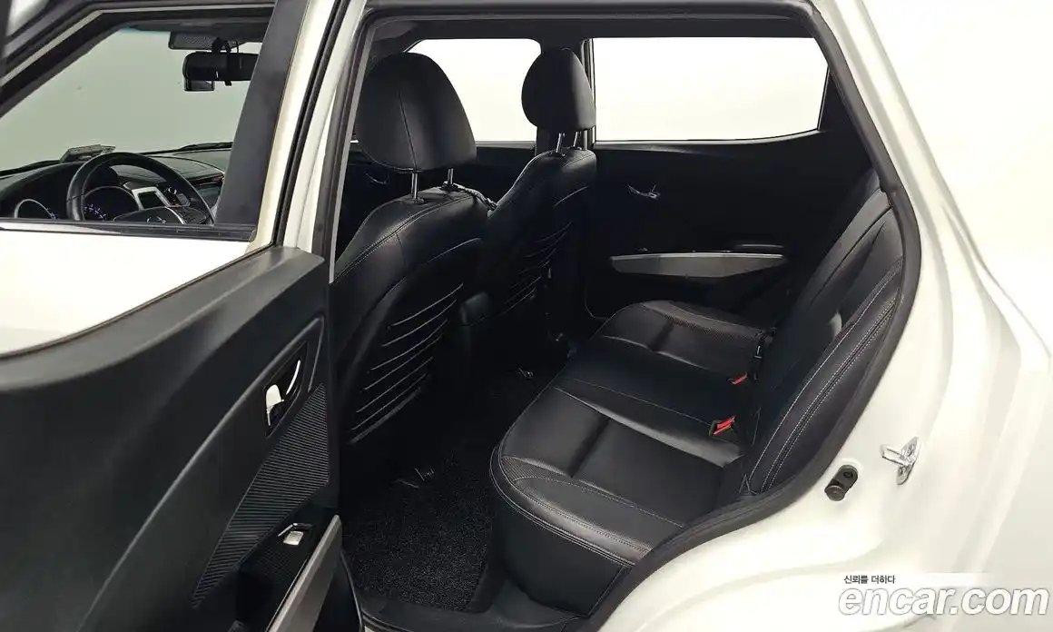 SsangYong TIBOLI 2015 1.6 автомат (гидро), фото 17