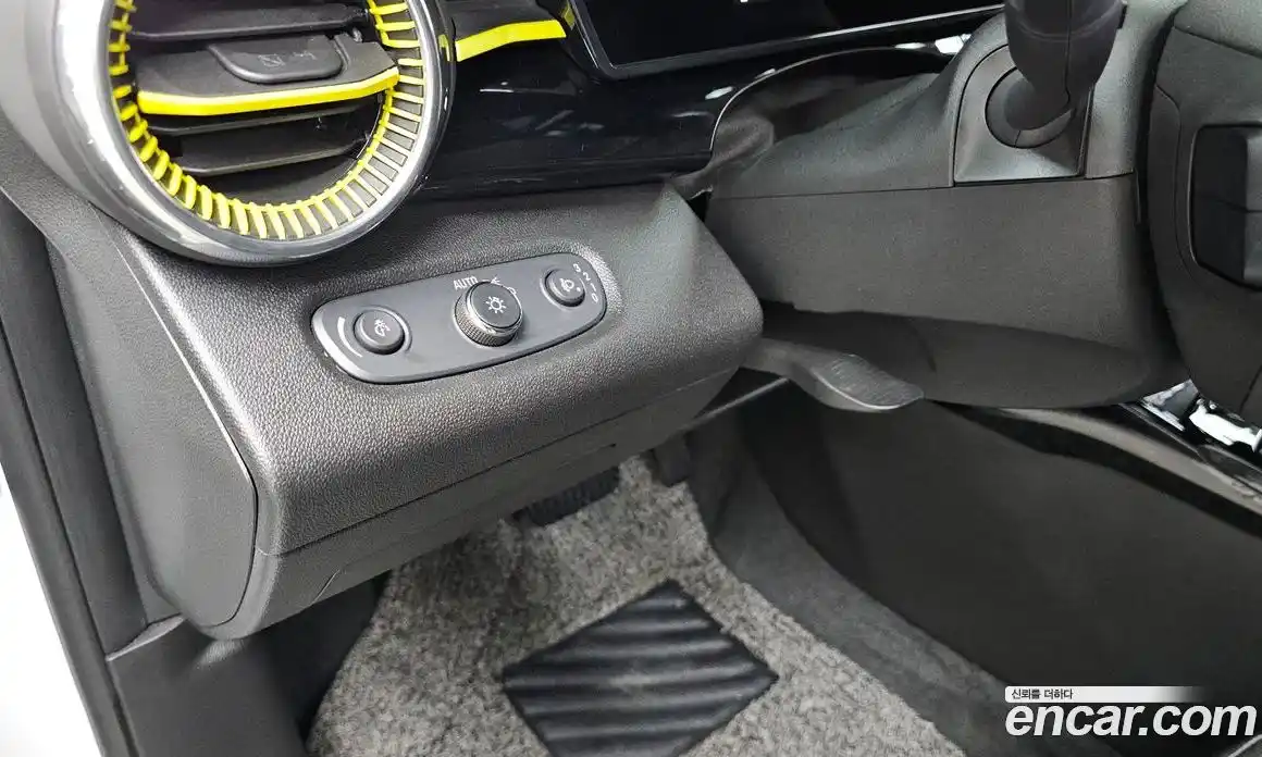 Chevrolet Trax 2023 1.2 автомат (гидро), фото 26