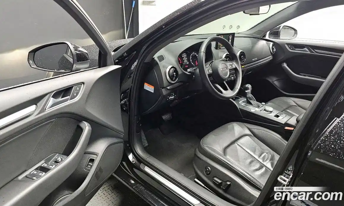 Audi A3 2020 2.0 автомат (гидро), фото 13
