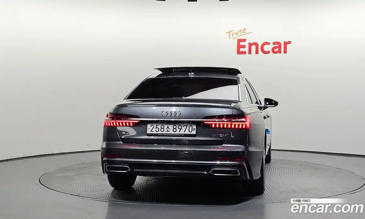 Audi A6 2020 2.0 автомат (гидро), фото 4