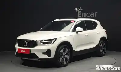 Volvo XC40, 2023, 14 460 км