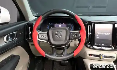 Volvo XC40 2023 2.0 автомат (гидро), миниатюра 12