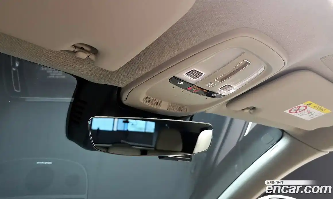 Volvo XC40 2023 2.0 автомат (гидро), фото 17
