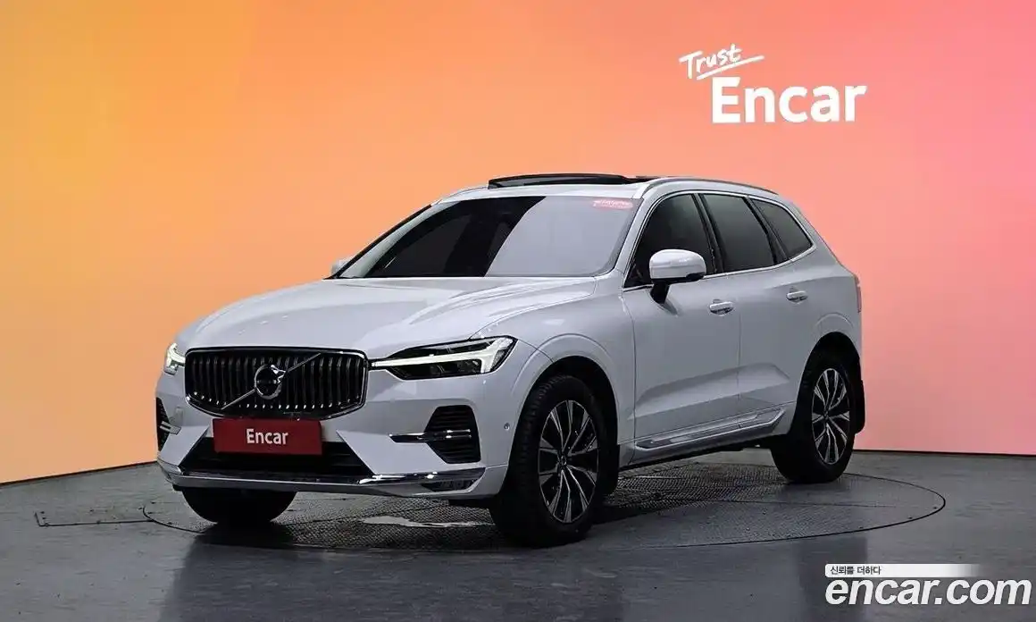 Volvo XC60 2023 2.0 автомат (гидро), фото 31