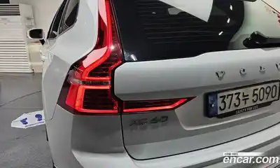 Volvo XC60 2023 2.0 автомат (гидро), миниатюра 8