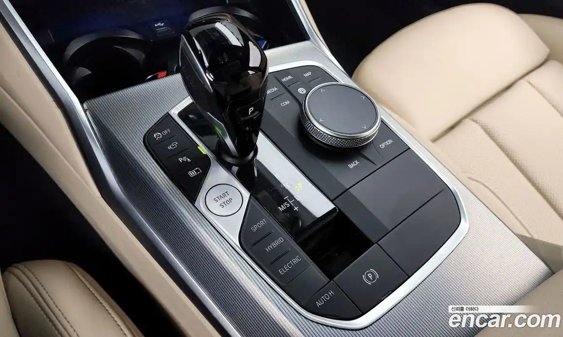 BMW 3 серия 2022 2.0 автомат (гидро), фото 12