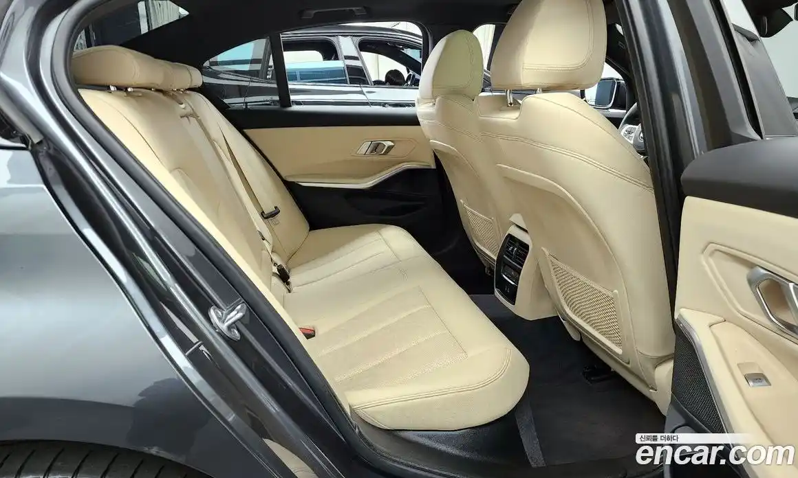 BMW 3 серия 2022 2.0 автомат (гидро), фото 18