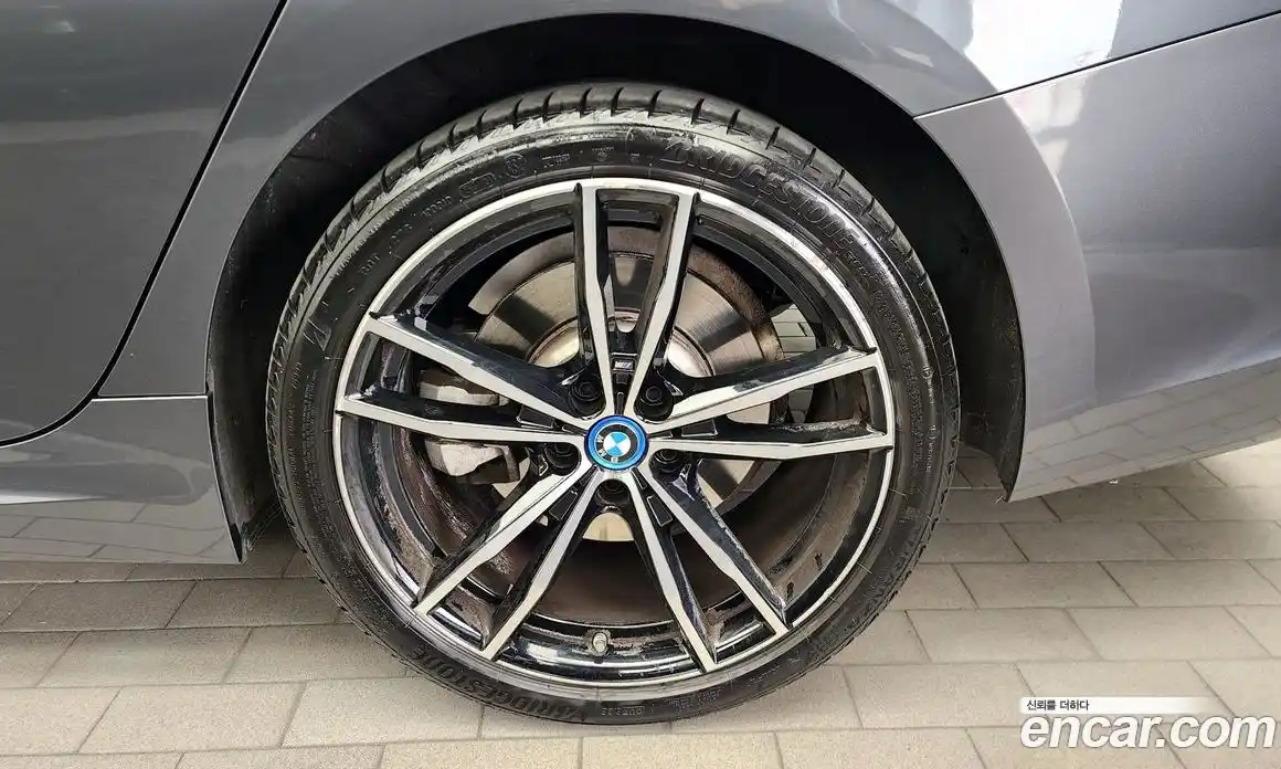 BMW 3 серия 2022 2.0 автомат (гидро), фото 7