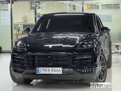 Porsche Cayenne, 2024, 22 800 км