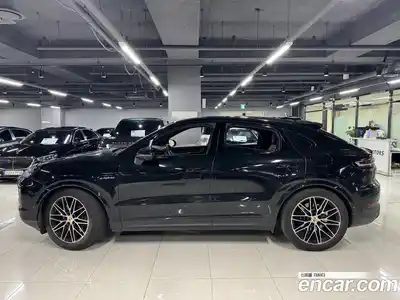 Porsche Cayenne 2024 3.0 автомат (гидро), миниатюра 2