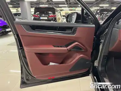 Porsche Cayenne 2024 3.0 автомат (гидро), миниатюра 6