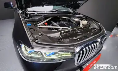 BMW X7 2021 3.0 автомат (гидро), миниатюра 6